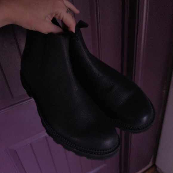 Sorel Boots - Picture 3 of 4